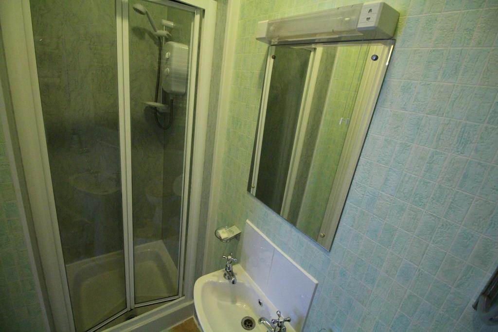 Bed and Breakfast Bluestones Кесвик Номер фото